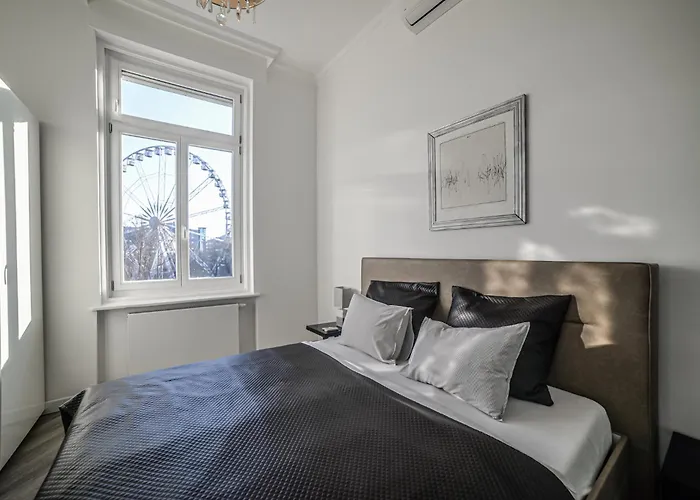 Luxury Downtown Dreams